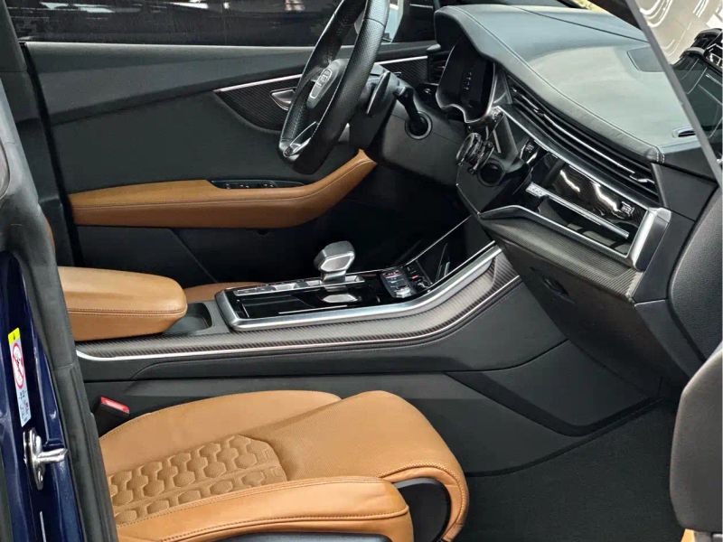 Audi rsq8