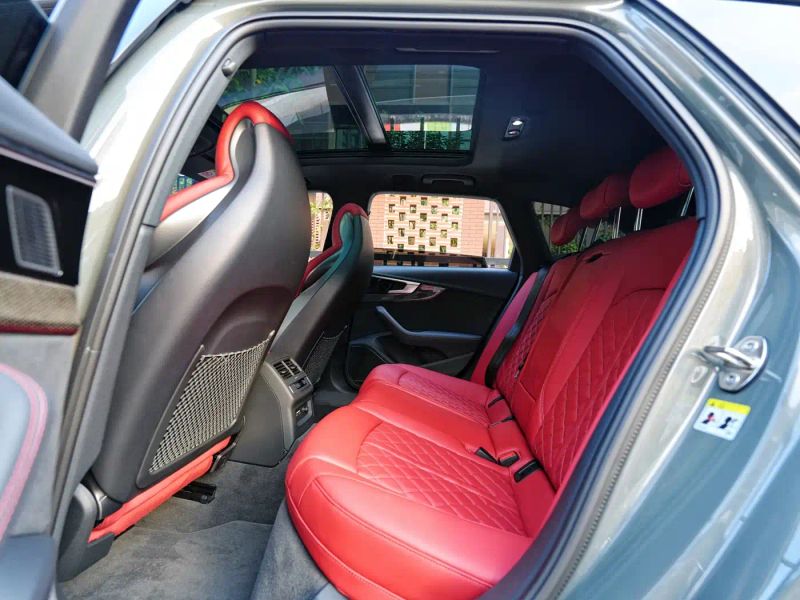 Audi S4