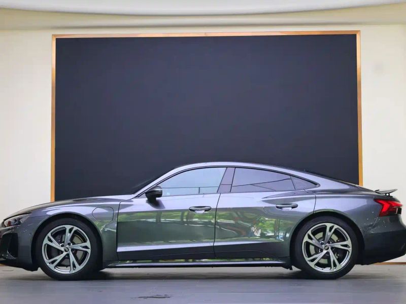 Audi etron-gt