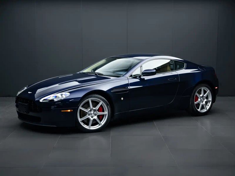 Aston-martin v8_vantage