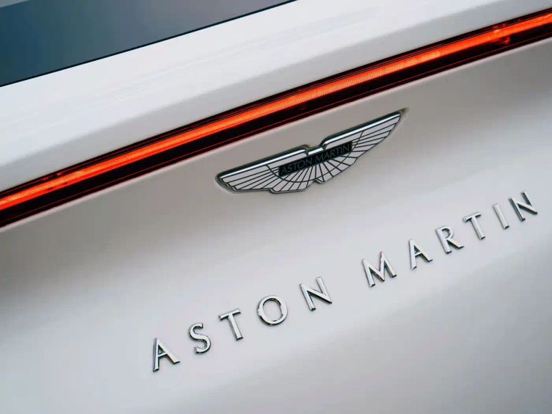 Aston-martin dbx