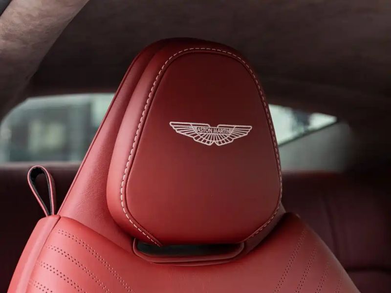 Aston-martin db