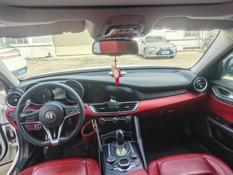 giulia giulia