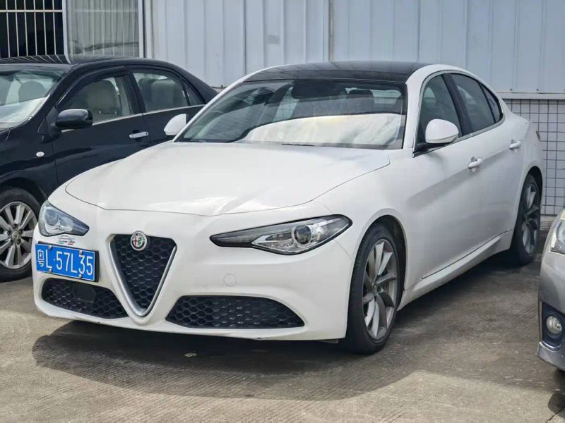 giulia giulia
