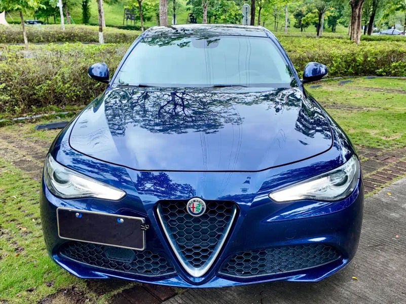 giulia giulia