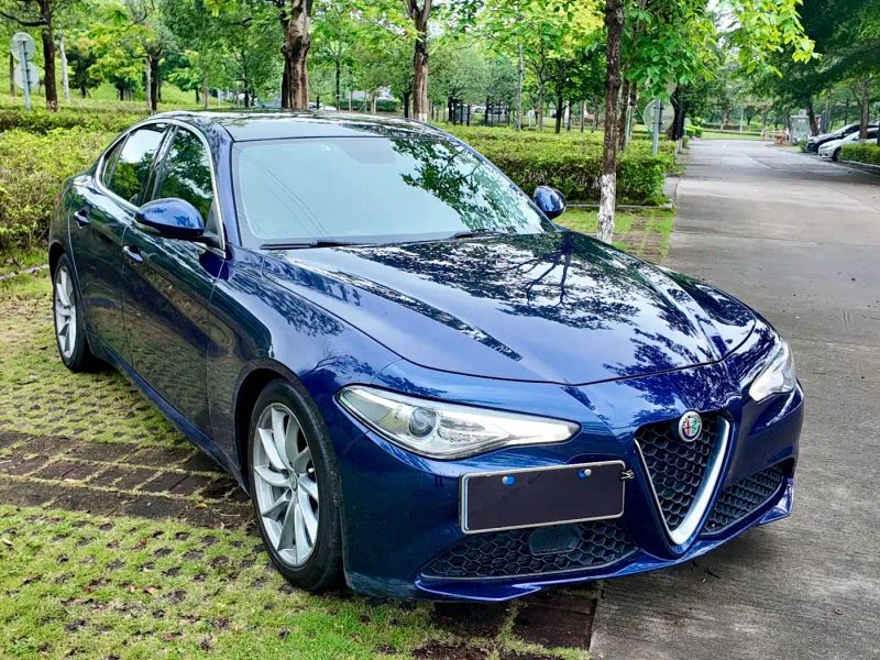 giulia giulia