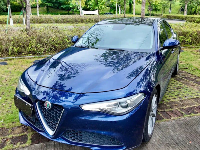 giulia giulia
