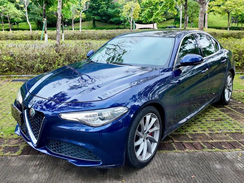 giulia giulia