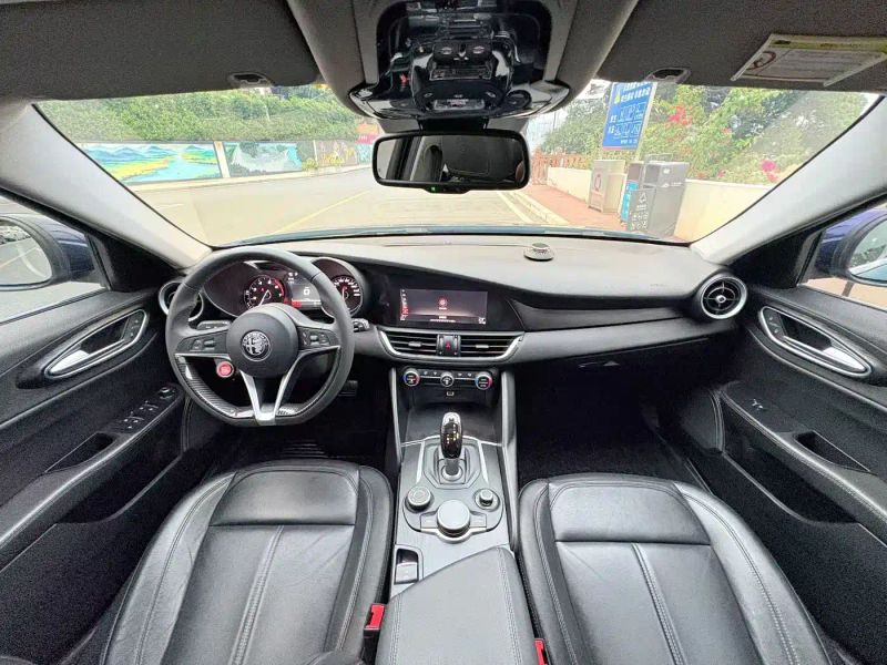 giulia giulia