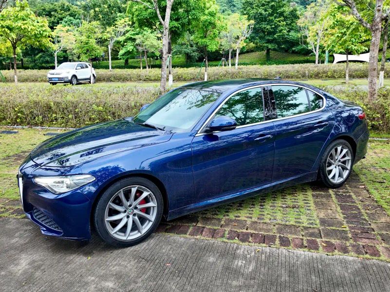 giulia giulia