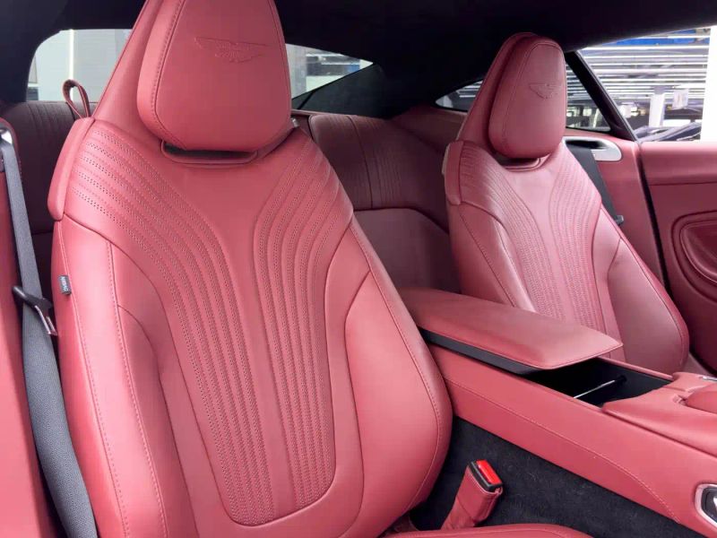 Aston-martin db