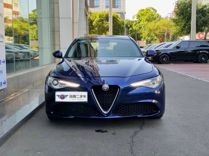 giulia giulia