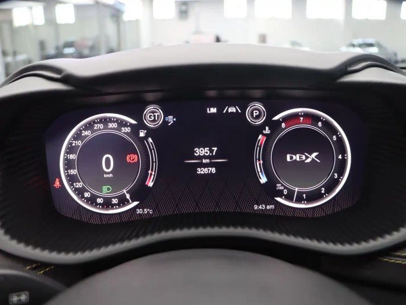 Aston-martin dbx