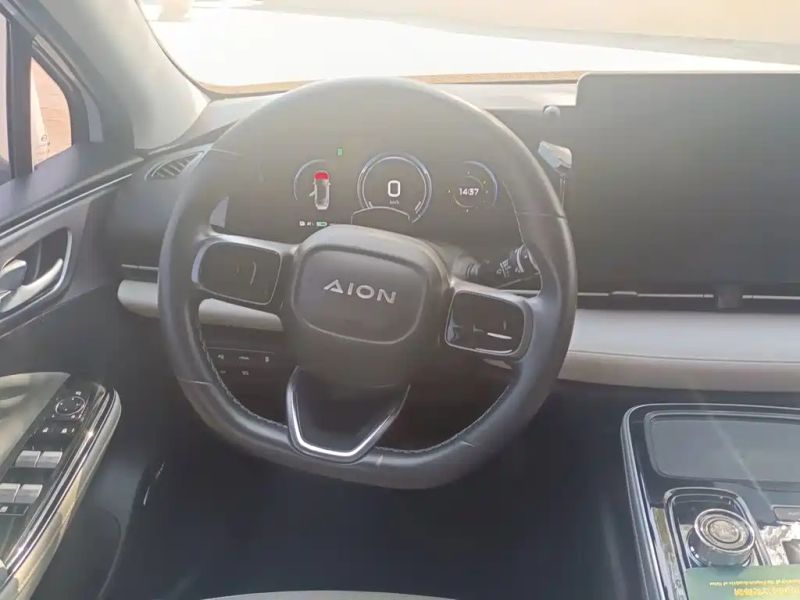 aion s