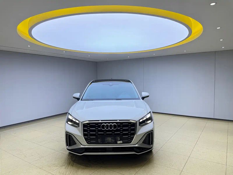 Audi q2l