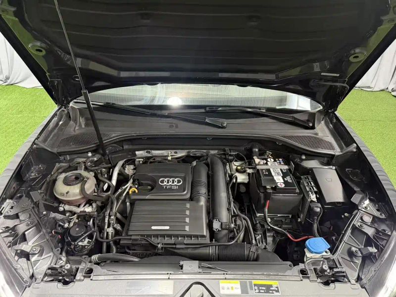 Audi q2l