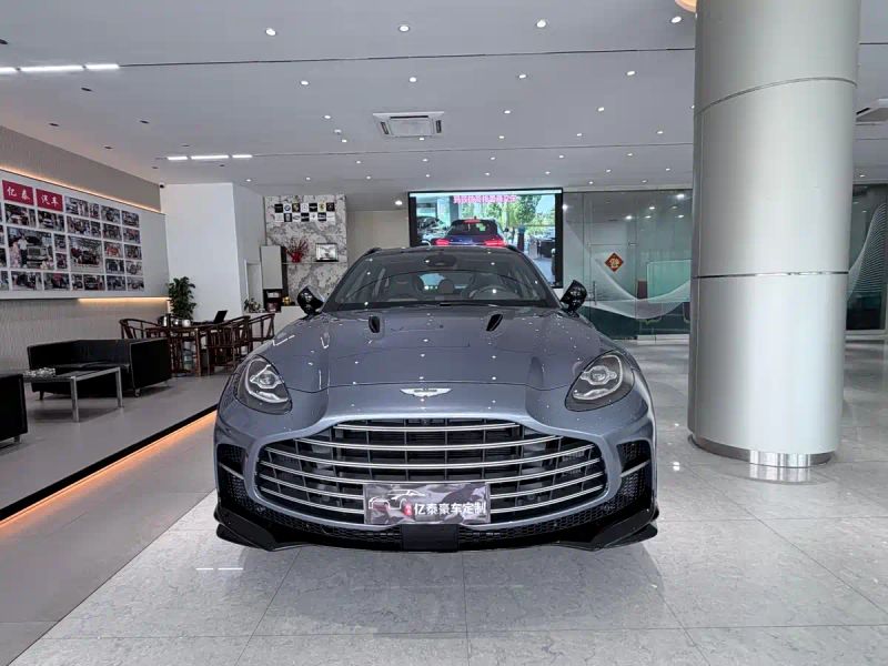 Aston-martin dbx