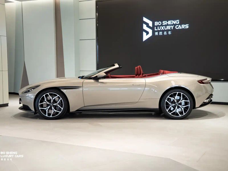 Aston-martin aston-martin-db11