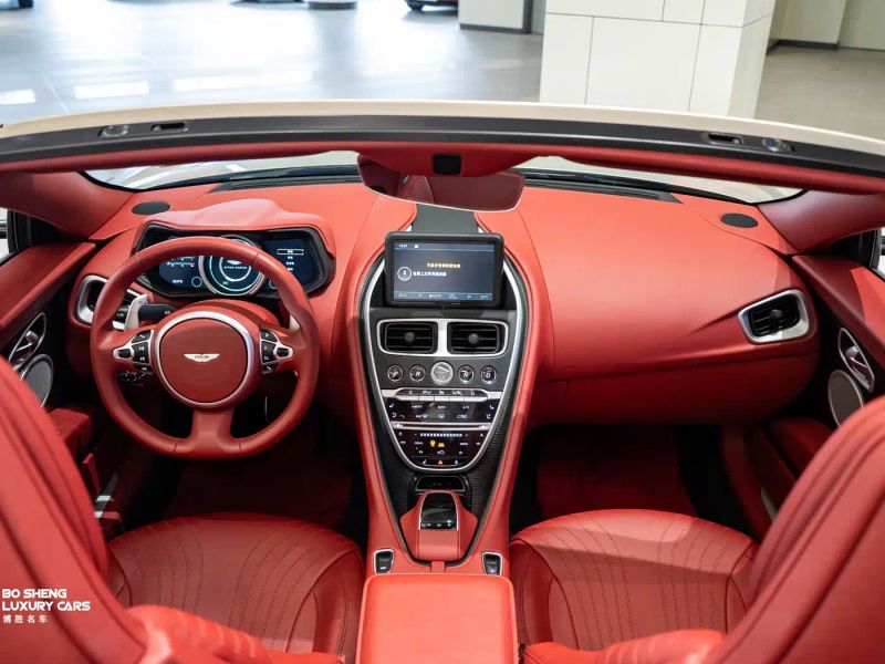 Aston-martin aston-martin-db11