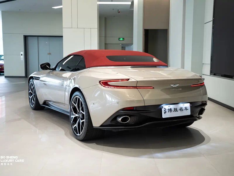 Aston-martin aston-martin-db11