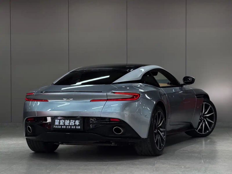 Aston-martin aston-martin-db11