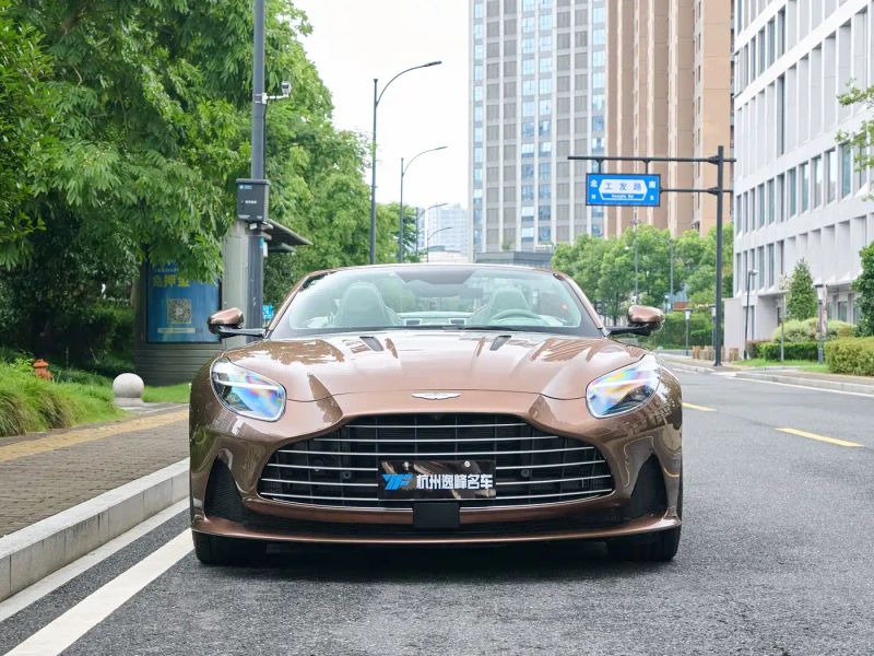 Aston-martin db