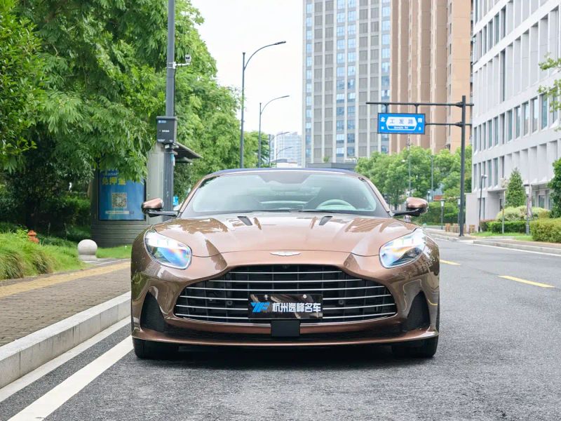 Aston-martin db