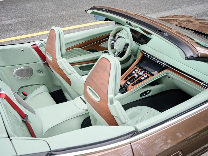 Aston-martin db