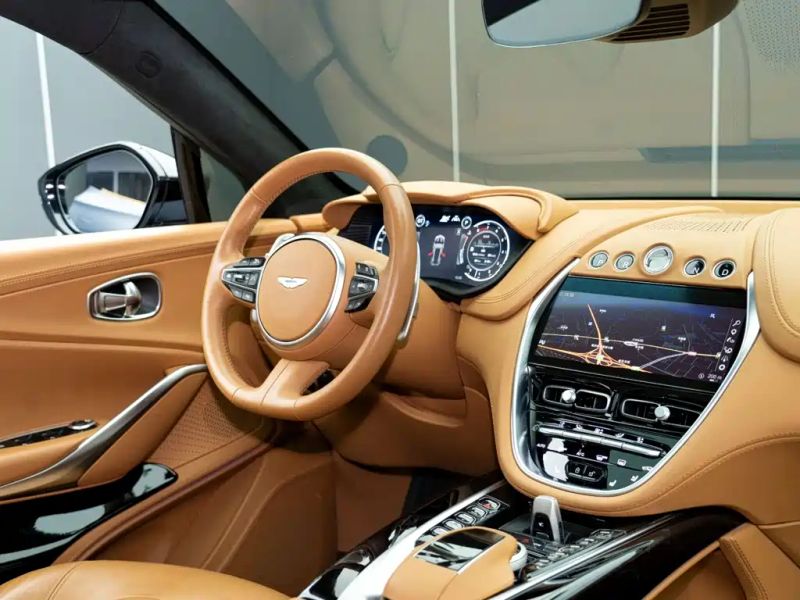 Aston-martin dbx