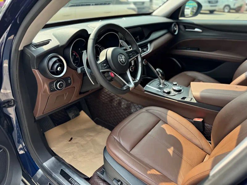 giulia stelvio