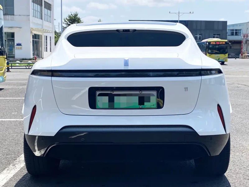 Avita 11