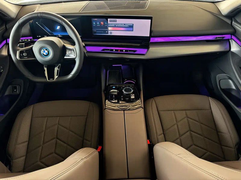 BMW i5