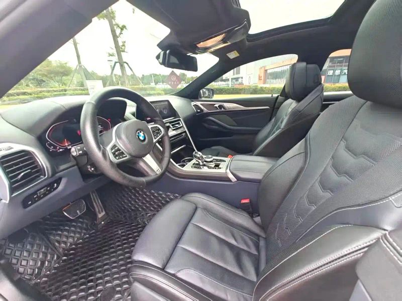 BMW 8-series
