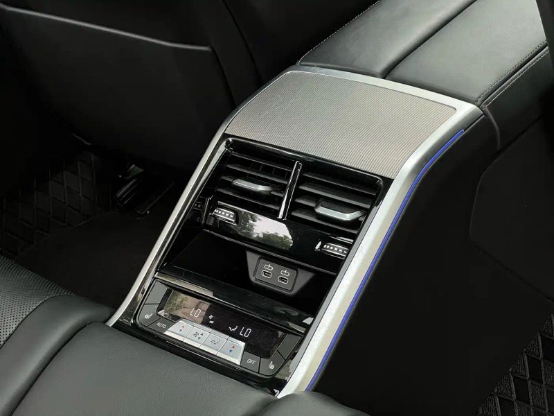 BMW 8-series