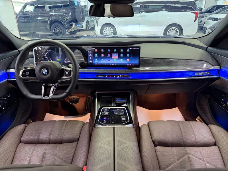 BMW 7-series