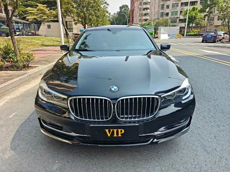 BMW 7-series