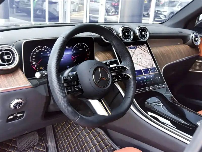 Mercedes-benz glc