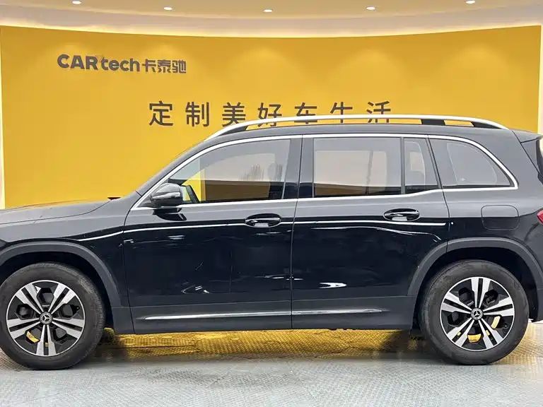 Mercedes-benz glb