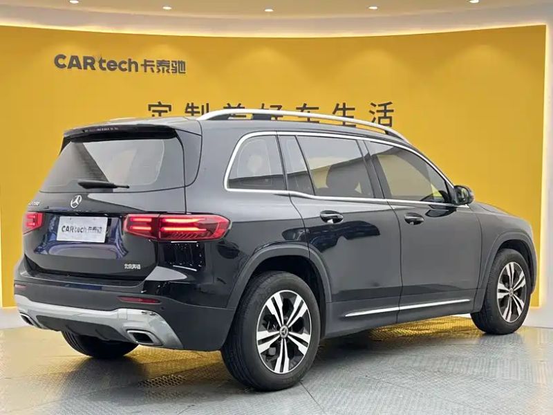 Mercedes-benz glb