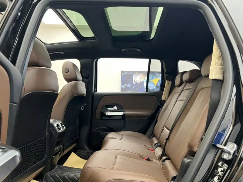 Mercedes-benz glb