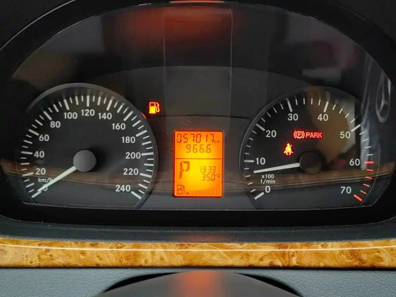 Mercedes-benz vito