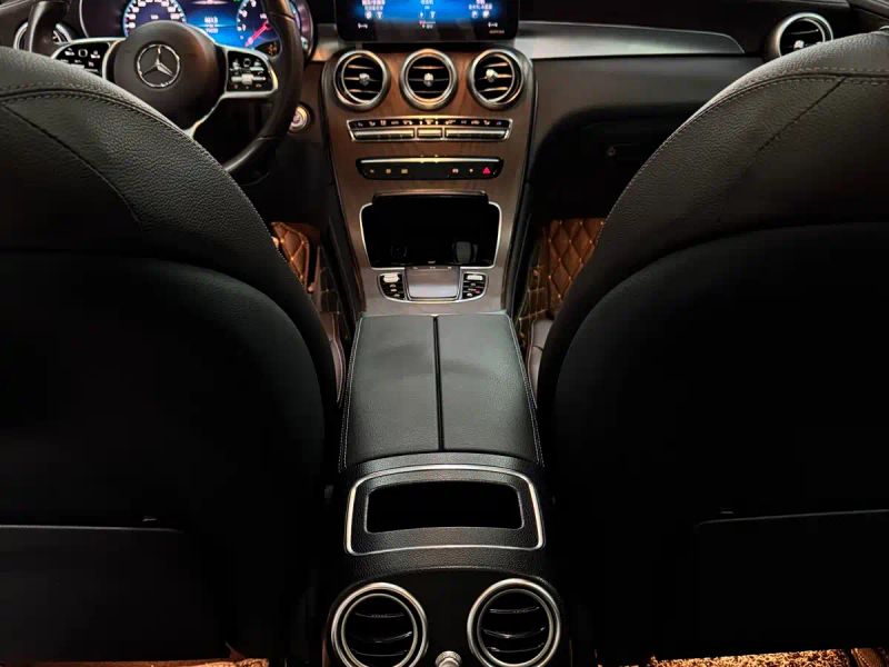 Mercedes-benz glc