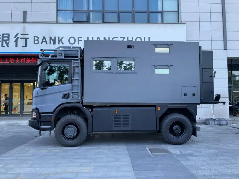 Mercedes-benz u4023
