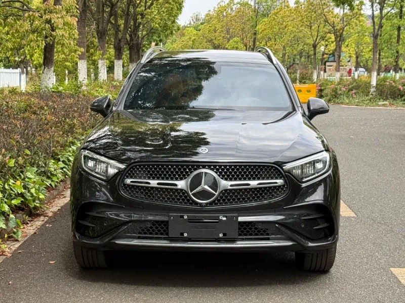 Mercedes-benz glc