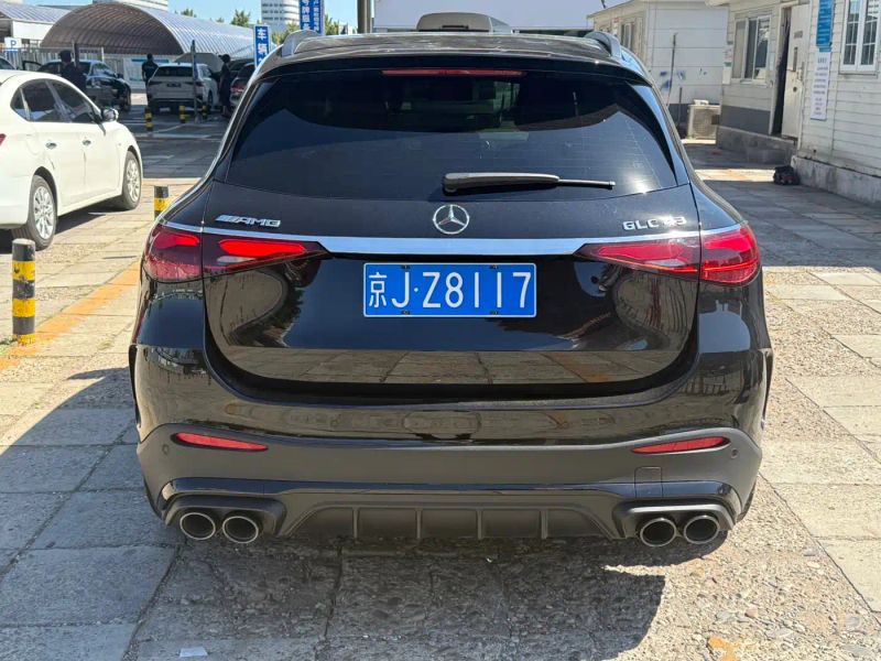 Mercedes-benz glc