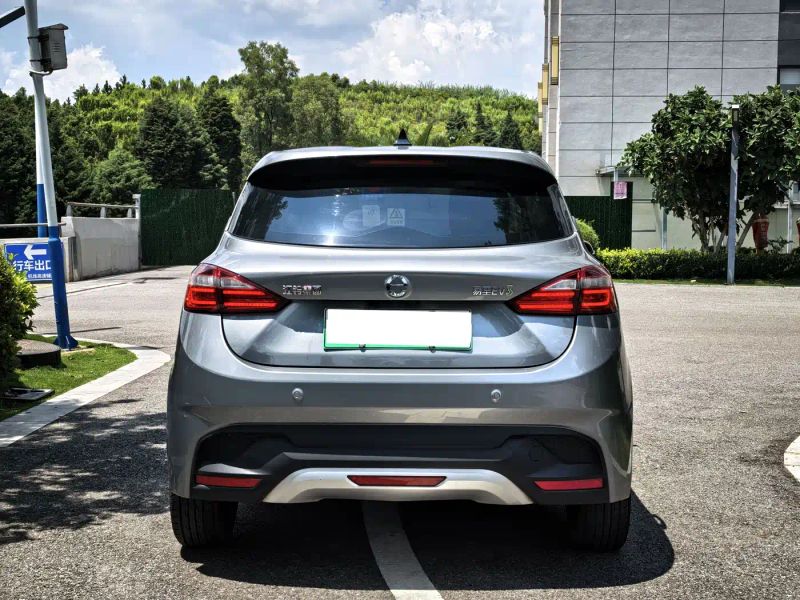 yizhi ev3