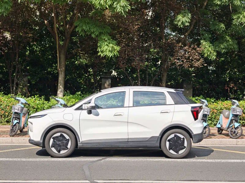 Geely geometry