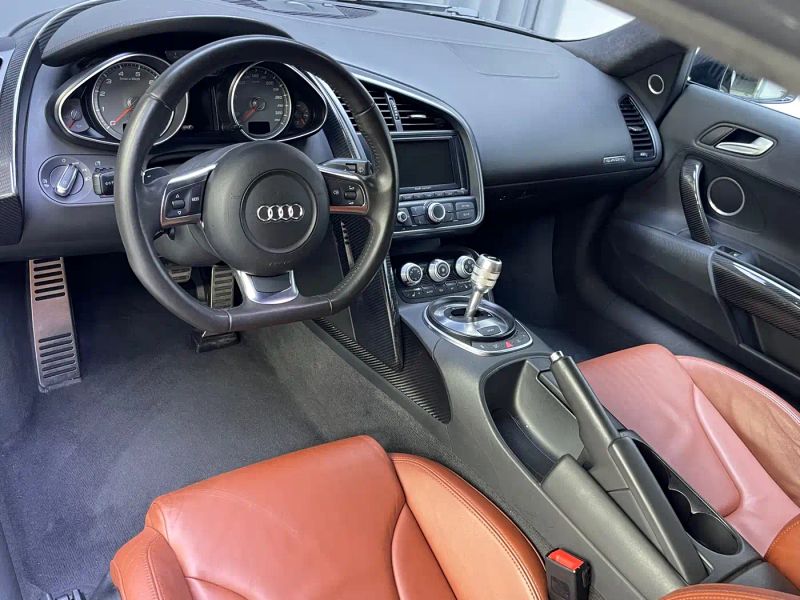 Audi R8