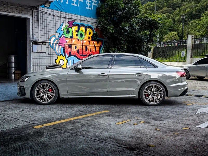 Audi s