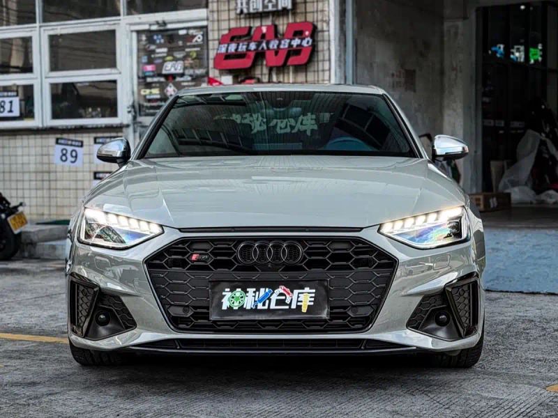 Audi s
